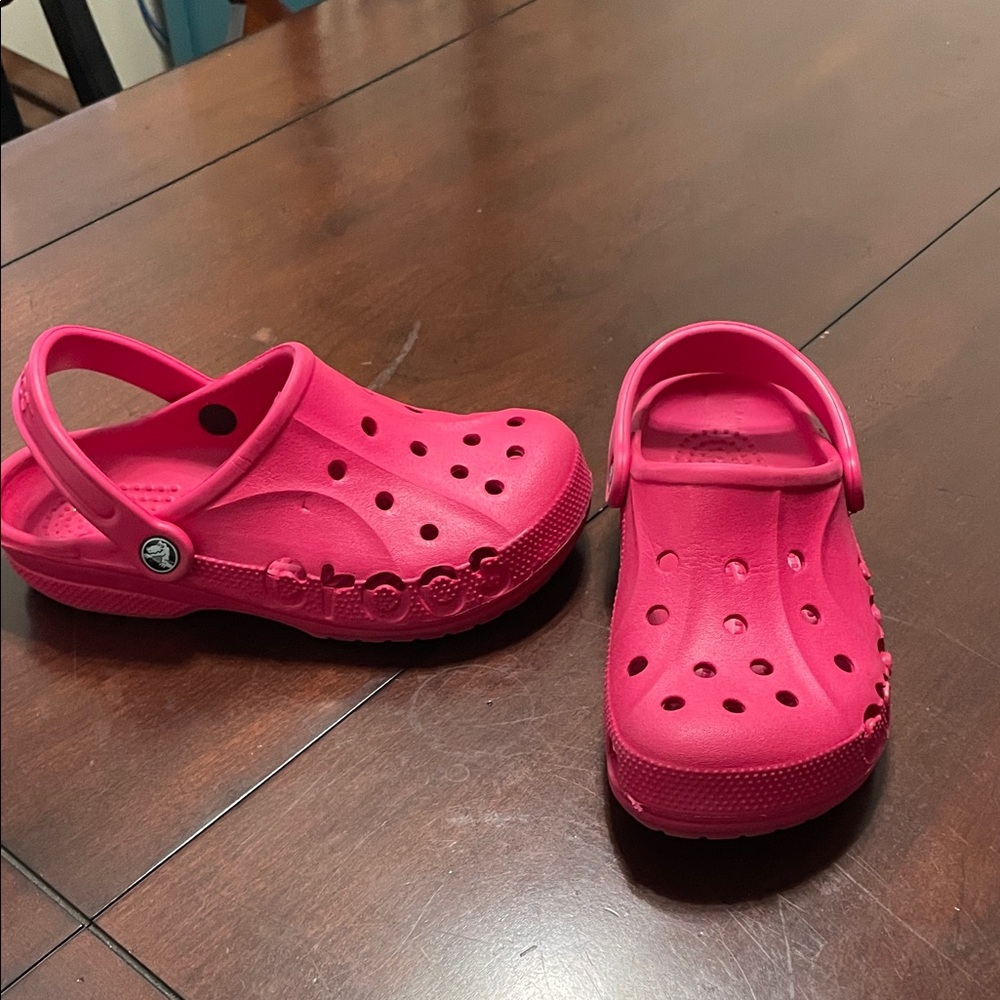 CROCS WOMEN’S Shoes - Hot Pink Size 7